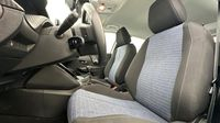 Peugeot 208 1.5 BlueHDi 100 Premium — photo 9