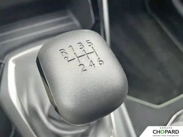 Peugeot 208 puretech 100 s&amp;s bvm6 — photo 19