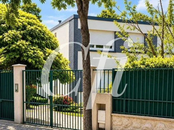 Appartement 4 pièces 77 m²