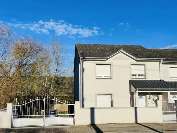 Maison 3 pièces 180 m²