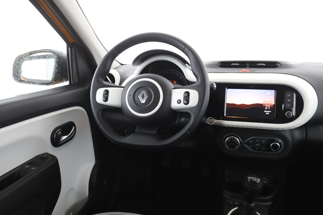 Renault Twingo 1.0 SCe Equilibre — photo 12