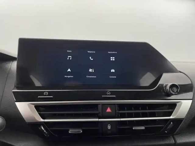 Citroën C4 e- 136 ch automatique — photo 20