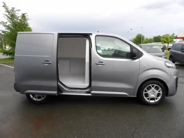 Citroën Jumpy fg xs 1.5 bluehdi 120ch s&amp;s cityvan — photo 9
