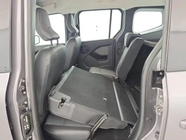 Renault Kangoo blue dci 95 — photo 66