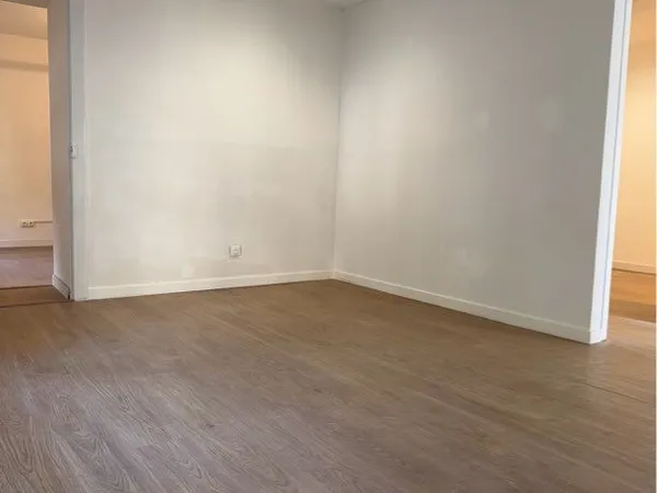 Magnifique Local professionnel 93m2 rue de la loge Montpellier