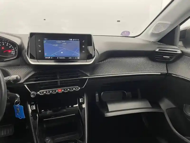 Peugeot 208 puretech 100 s&amp;s eat8 — photo 91