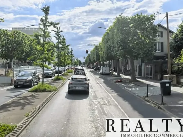 Boutique 220 m²