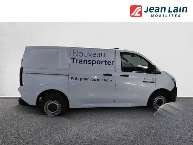 Volkswagen Transporter van l1h1 2.0 tdi 150 bva8 — photo 4