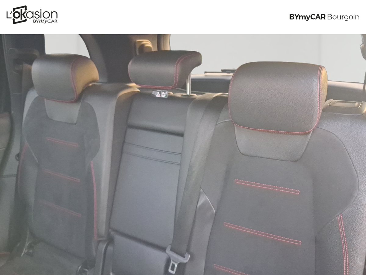 Mercedes GLB 200 7G-DCT — photo 12