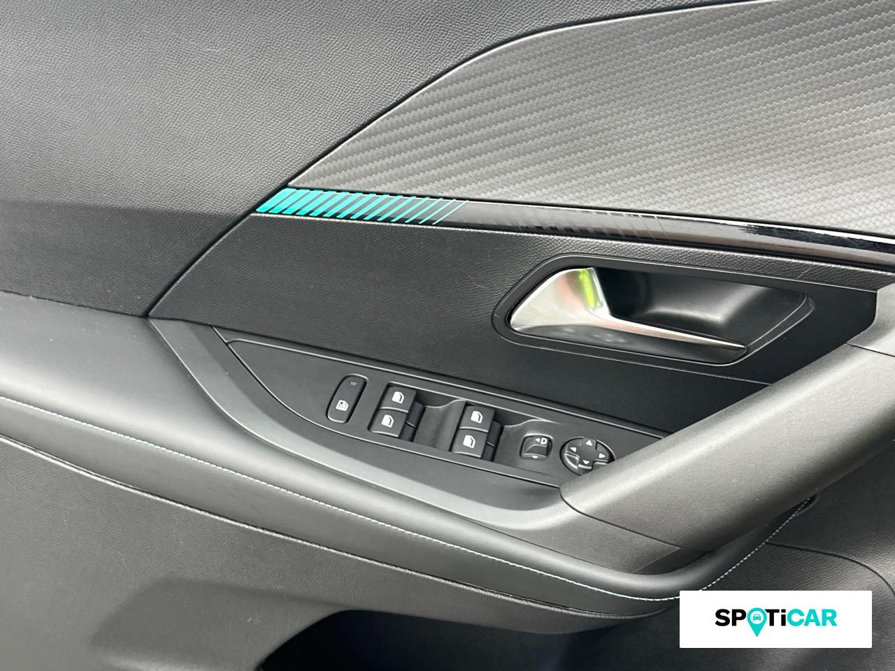 Peugeot 2008 1.2 puretech 100ch s&s allure — photo 16