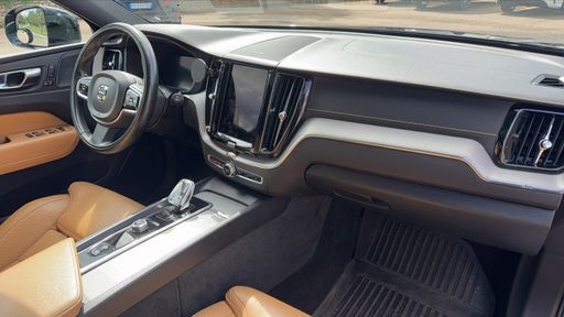 Volvo XC60 2.0 T6 340 AWD BVA - Inscription Luxe – 2021 – 92000 km – Hybride rechargeable – Boîte Automatique — photo 40