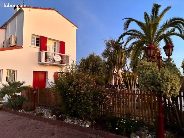 Gîte à vendre, belle villa avec 6 gîtes, proximité plages