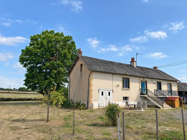 À La Nocle-Maulaix, découvrez cette maison surélevée au calme, sur plus de 4 000 m² de terrain,3 cha