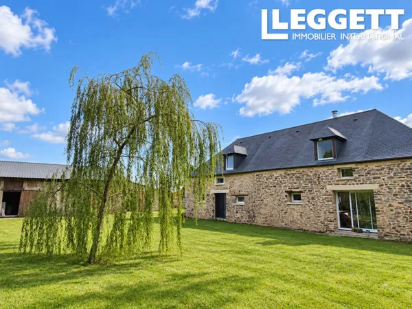 Leggett vous offre cette Superbe grange en pierre rénovée de 3 chambres avec grange de 85 m² près de