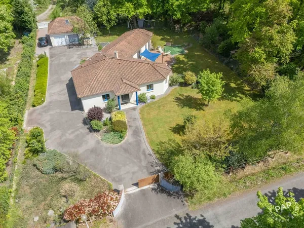 Maison 5 pièces 152 m²