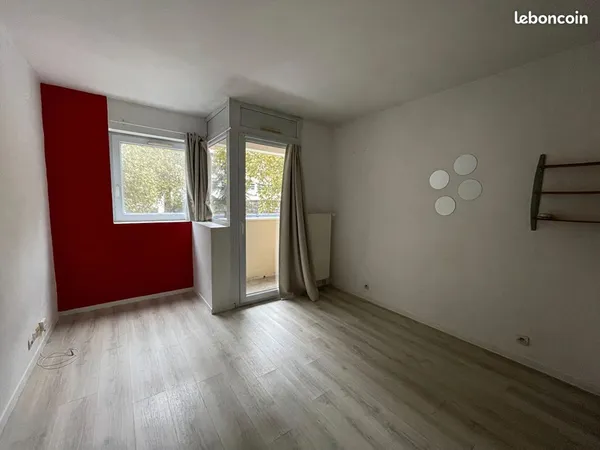 Studio 1 pièce 18 m²