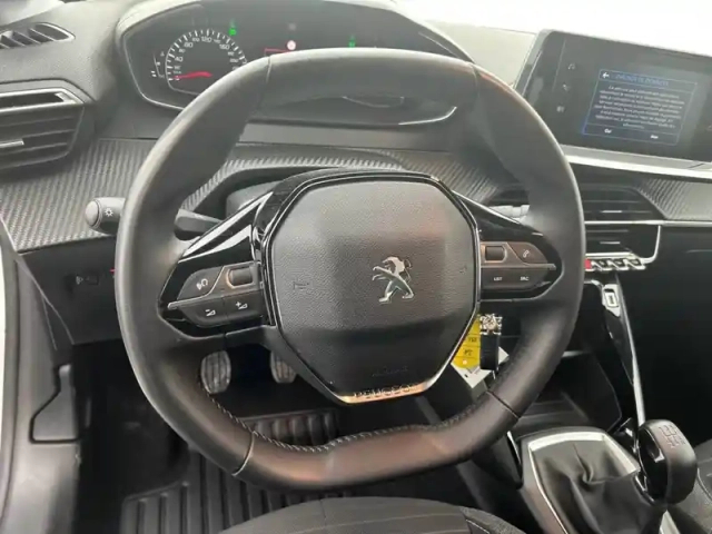 Peugeot 208 puretech 75 s&amp;s bvm5 — photo 9