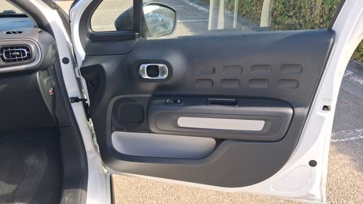 Citroen C3 1.2 PureTech 82 - C-Series – 2023 – 24370 km – Essence – Boîte Manuelle — photo 26