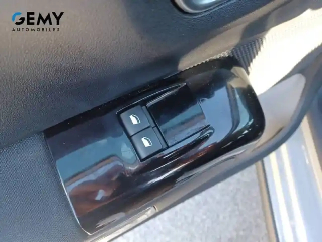 Citroën C3 puretech 110 s&amp;s eat6 — photo 12