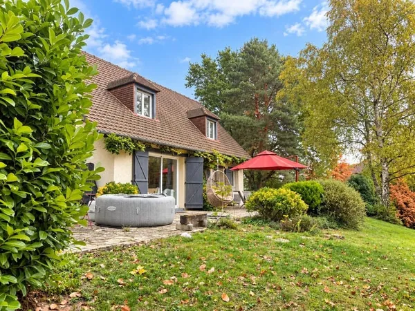 Grande maison familiale à louer à La Boissière-École