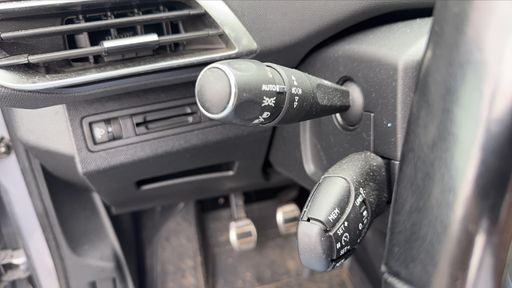 Peugeot 3008 1.5 BlueHDi 130 - Crossway – 2018 – 158206 km – Diesel – Boîte Manuelle — photo 31