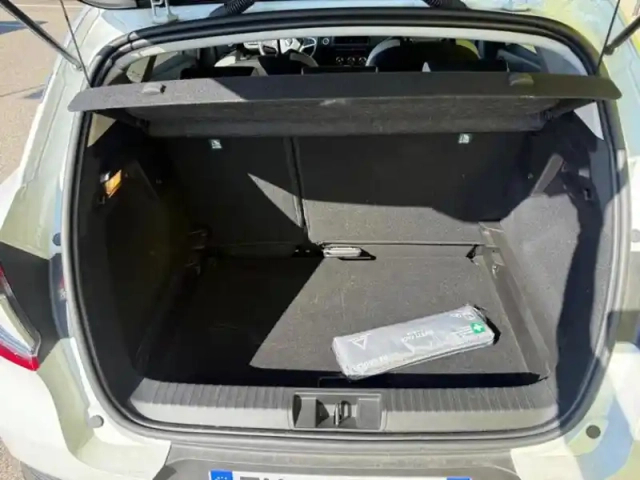 Renault Captur 1.3 tce 130 intens — photo 9