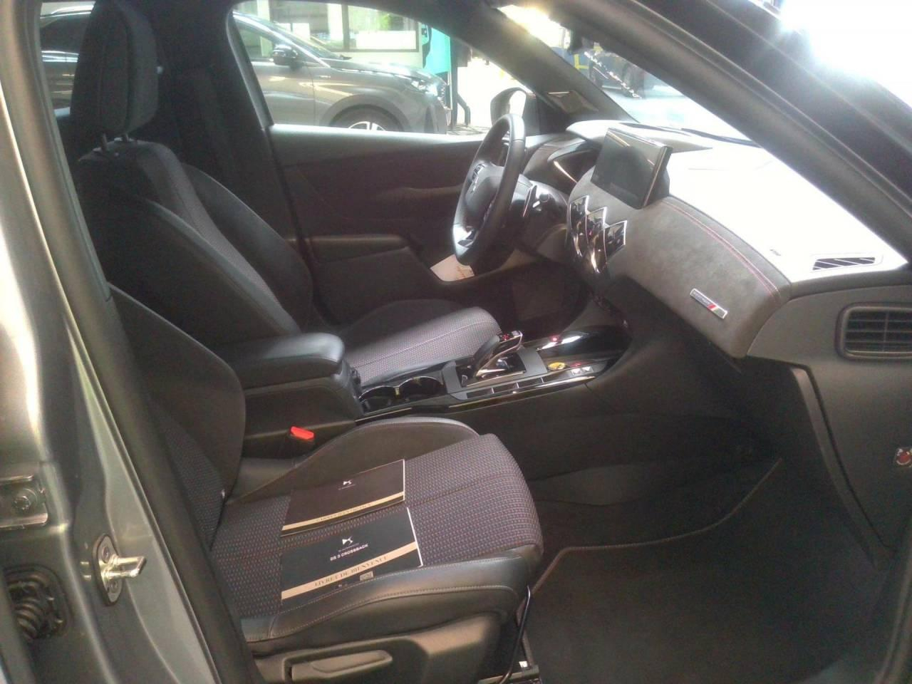 Ds Ds 3 bluehdi 130 eat8 performance line+ — photo 15