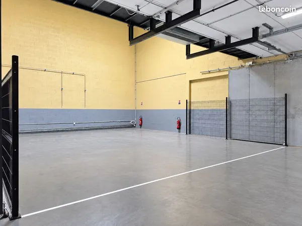 Bureaux 206 m² La Ville-aux-Dames