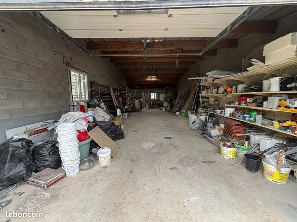 Dépôt à louer 120m2