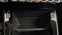 Peugeot 208 e-208 136ch Style — photo 27
