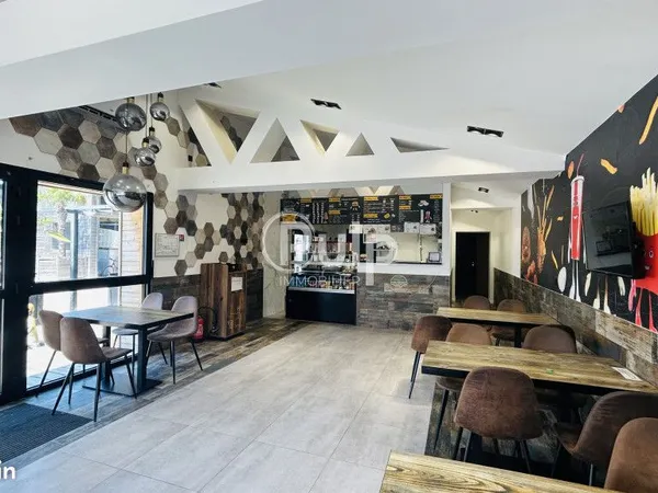 Immeuble 135 m²