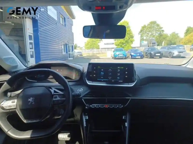 Peugeot 208 electrique 50 kwh 136ch — photo 8