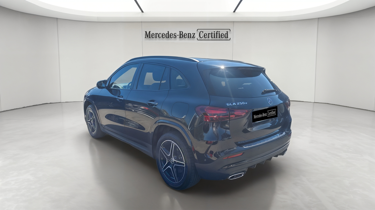 Mercedes GLA 250 e Hybrid EQ 8G-DCT — photo 3