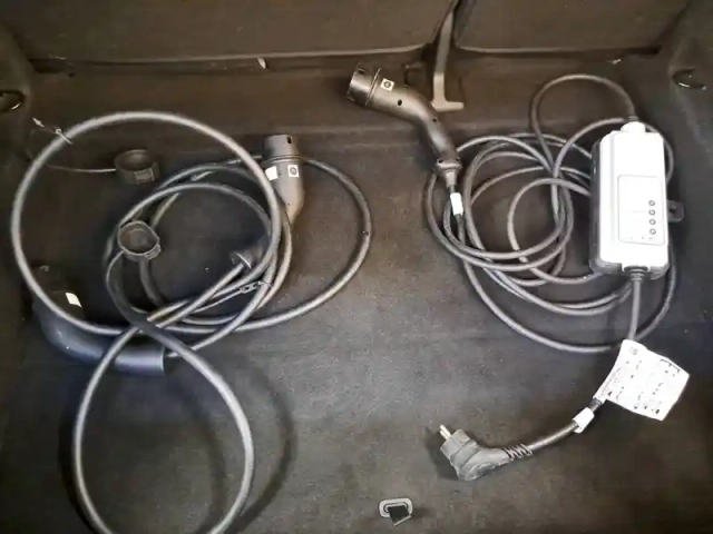 Renault Megane e-tech ev60 220 ch super charge — photo 20