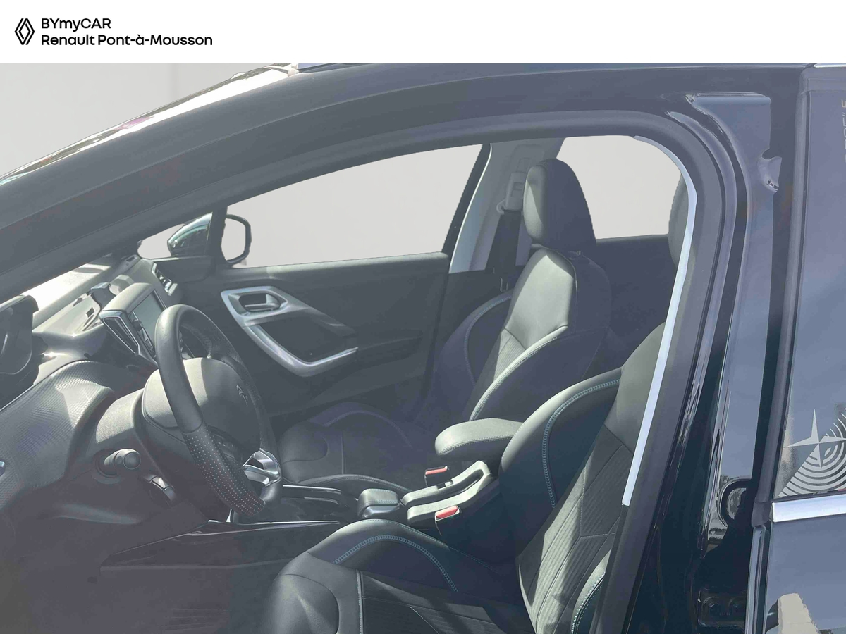 Peugeot 2008 PureTech 110ch S&amp;S EAT6 — photo 11