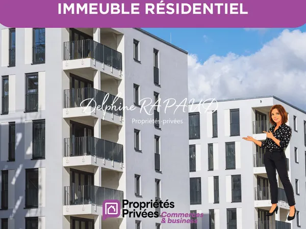 28 LA LOUPE- IMMEUBLE MIXTE , COMMERCE ET LOGEMENT 385 m2