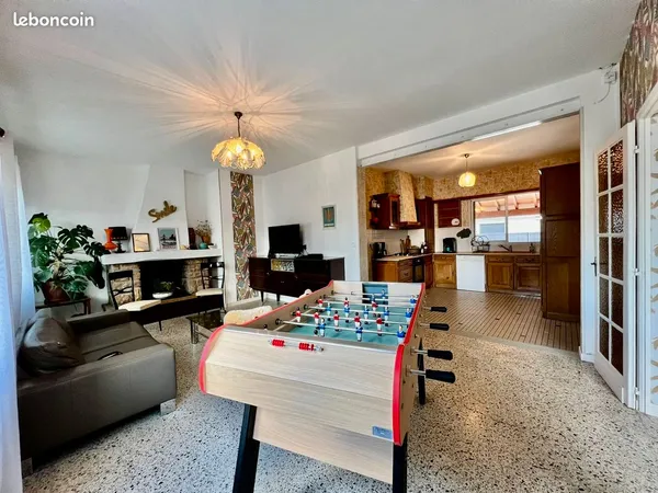Biscarrosse bourg , maison 5 chambres ,160 m2