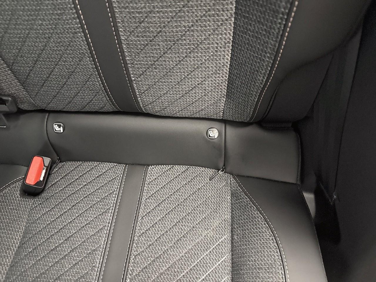 Peugeot 208 100 s&s bvm6 allure — photo 16