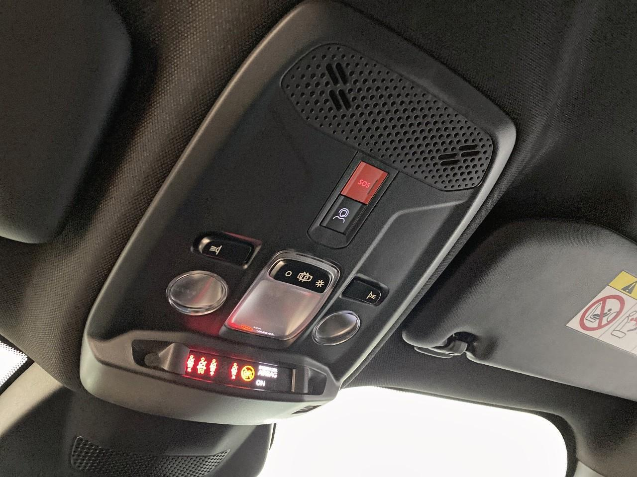 Peugeot 2008 hybrid 145 ch e-dcs6 allure — photo 19