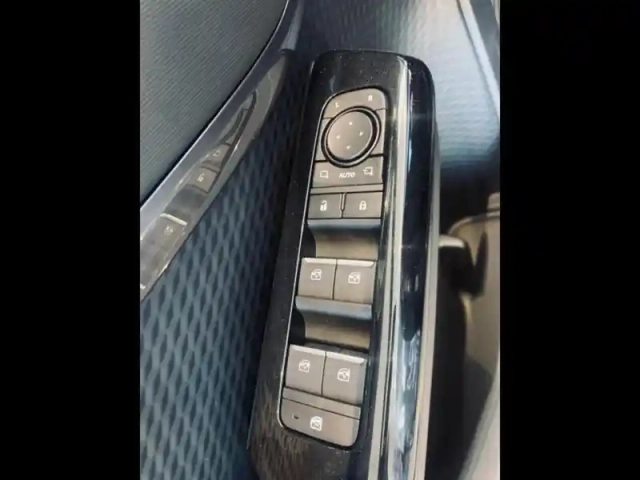 Suzuki Vitara e  174ch 61kwh style — photo 7