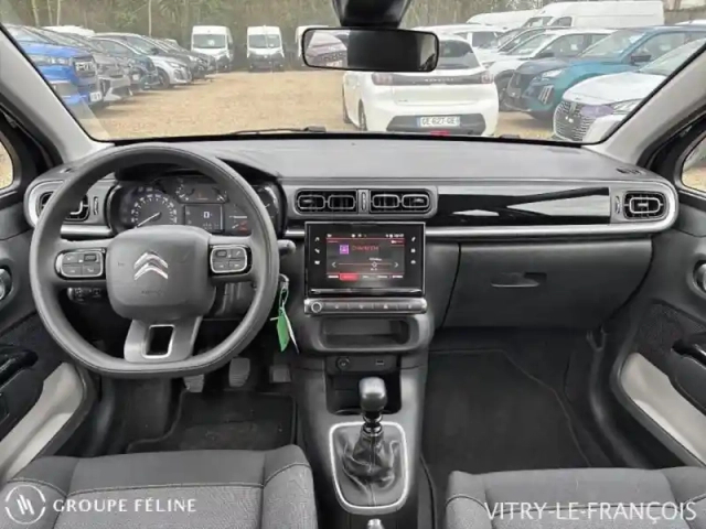 Citroën C3 1.2 puretech 110ch s&amp;s shine 124g — photo 8