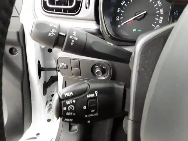 Citroën C3 puretech 83 s&amp;s bvm5 — photo 20