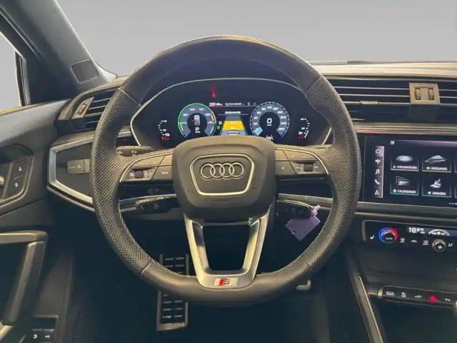 Audi Q3 sportback 45 tfsie 245 ch s tronic 6 — photo 10