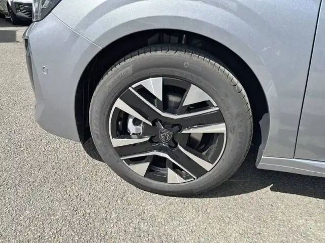 Peugeot 208 hybrid 145 ch e-dcs6 — photo 13