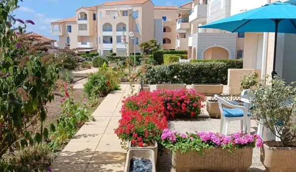 Appartement T2 en rez de chaussé avec terrasse