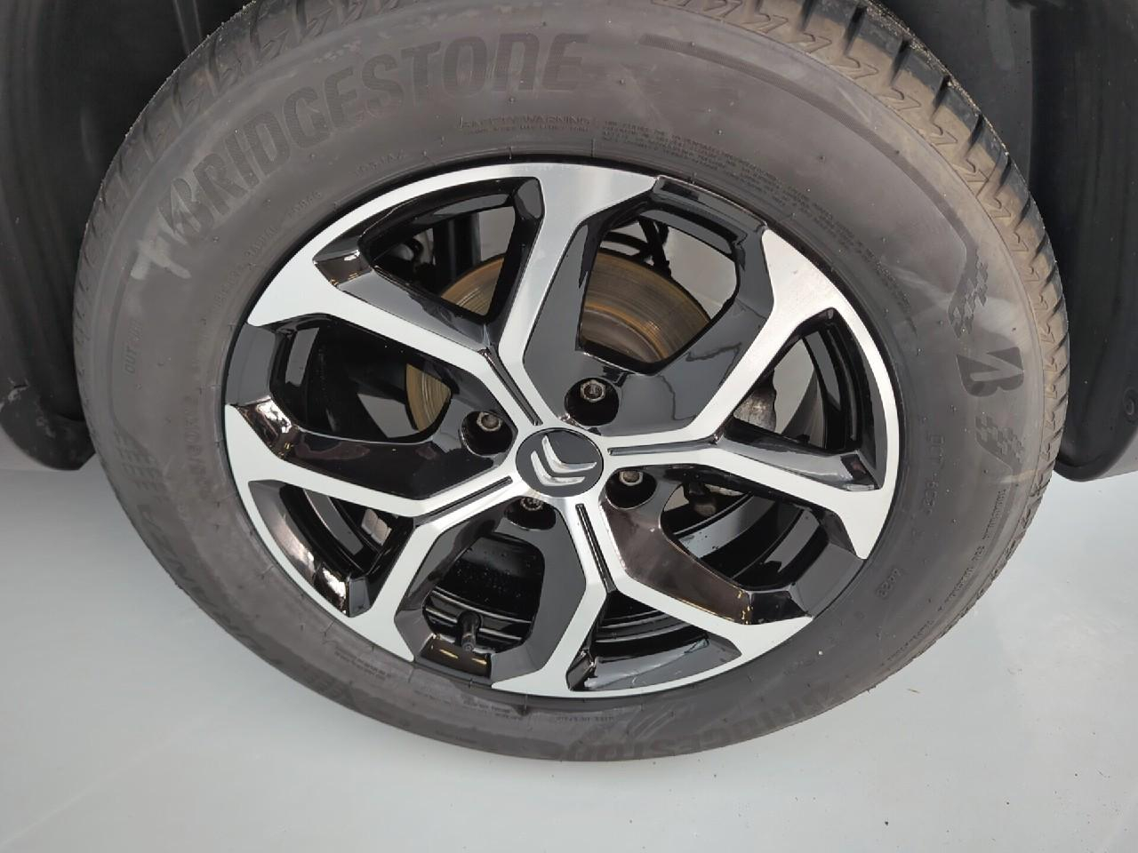 Citroën C3 Aircross puretech 130 s&s eat6 plus — photo 25
