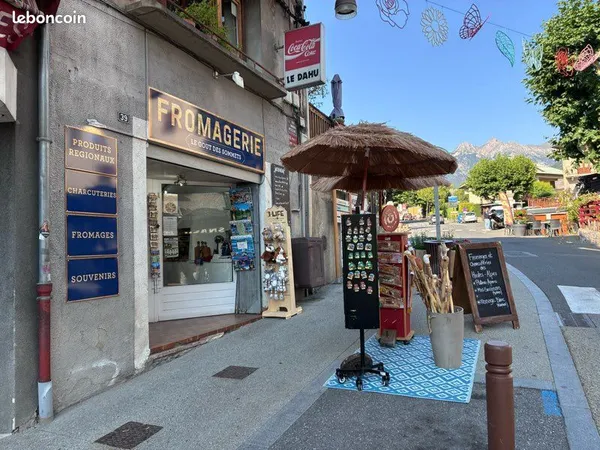 Cède droit au bail fromagerie, produits régionaux ,souvenirs