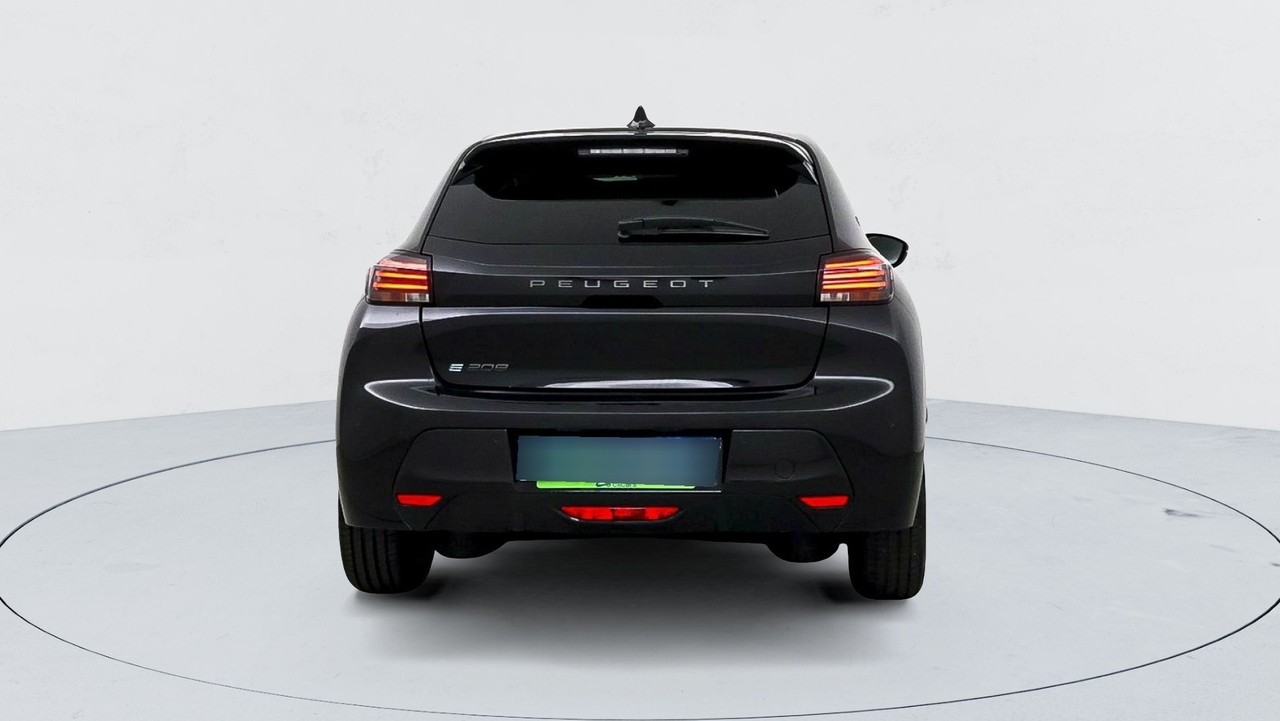 Peugeot 208 — photo 4