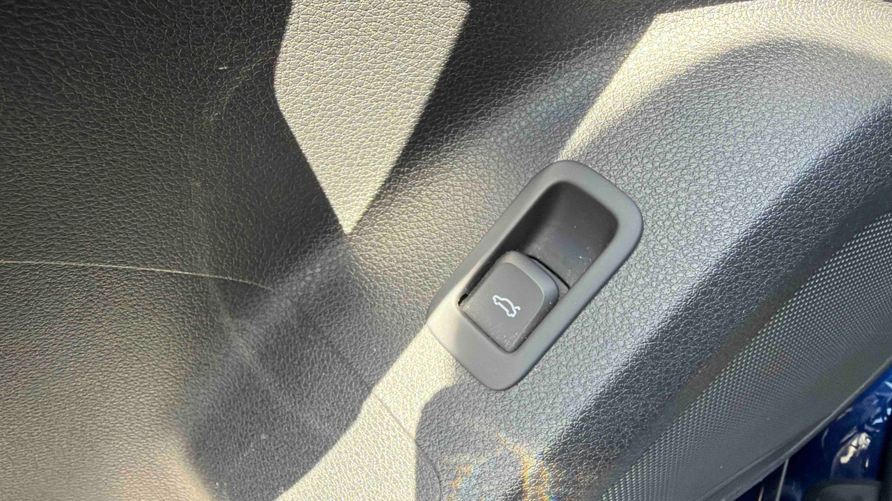Audi Q2 35 TFSI 150 S tronic 7 — photo 43