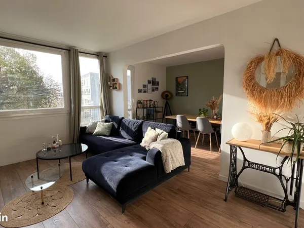 Lille Bois-Blancs / Citadelle - T2 Lumineux de 61.20 m² avec Parking & Cave (Proche EuraTechnologies